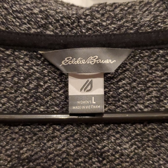 Brand new Eddie Bauer zip up light jacket - Picture 2 of 3